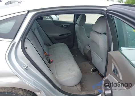 2017 Chevrolet Malibu Ls z USA, uszkodzony, nr VIN 1G1ZB5ST9HF245452